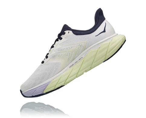 Hoka One One Women's Arahi 5 | Blanc De Blanc/Outer Space 6 Hoka One One Women's Arahi 5 | Blanc De Blanc/Outer Space