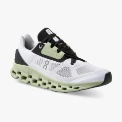 On Running Women's Cloudstratus | White/Black