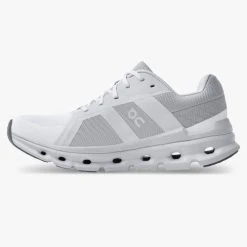 On Running Women's Cloudrunner Wide | White/Frost