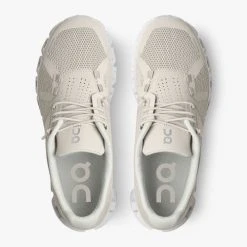 On Running Women's Cloud 5 | Pearl/White 10 On Running Women's Cloud 5 | Pearl/White