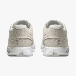 On Running Women's Cloud 5 | Pearl/White 13 On Running Women's Cloud 5 | Pearl/White