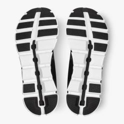 On Running Women's Cloud 5 | Black/White 11 On Running Women's Cloud 5 | Black/White