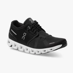 On Running Women's Cloud 5 | Black/White