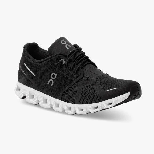 On Running Men's Cloud 5 | Black/White 3 On Running Men's Cloud 5 | Black/White