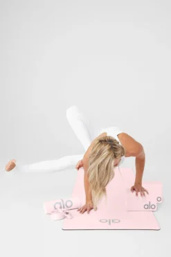 Alo Gear Uplifting Yoga Block | Powder Pink
