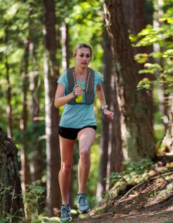 Amphipod 17oz Hydraform™ Freeform™ Handheld | Amp Green/Slate