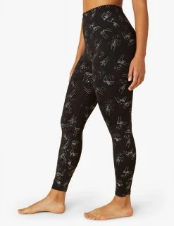 Bottoms Beyond Yoga High Waisted Midi | Black-Silver Dizzy