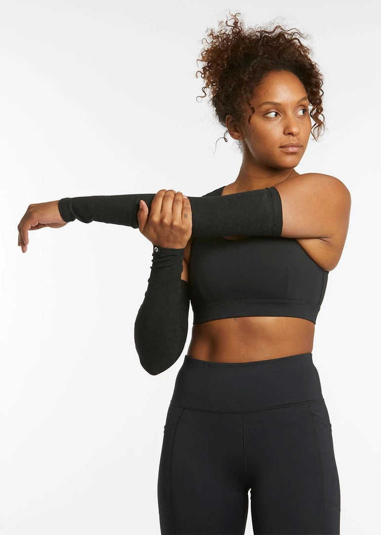 Oiselle Running Lux Armwarmers | Black/Black 3 Oiselle Running Lux Armwarmers | Black/Black