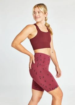 Oiselle Bottoms Long Power Pocket Shorts | Crimson Bird Print 9 Oiselle Bottoms Long Power Pocket Shorts | Crimson Bird Print