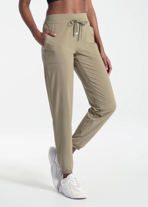 Lole Women's Olivie Joggers | Aloe 6 Lole Women's Olivie Joggers | Aloe