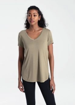 Lole Tops Women's Agda Short Sleeve | Aloe