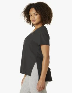 Beyond Yoga Women's Split Long Tee | Darkest Night