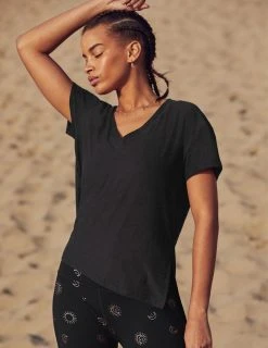 Beyond Yoga Women's Split Long Tee | Darkest Night