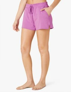 Beyond Yoga Women's Weekender Short | Bright Iris Bottoms