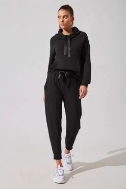 MPG Women's Alanna Hoodie | Black Tops