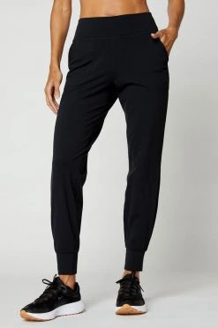 MPG Women's Avenue Jogger | Charcoal Bottoms