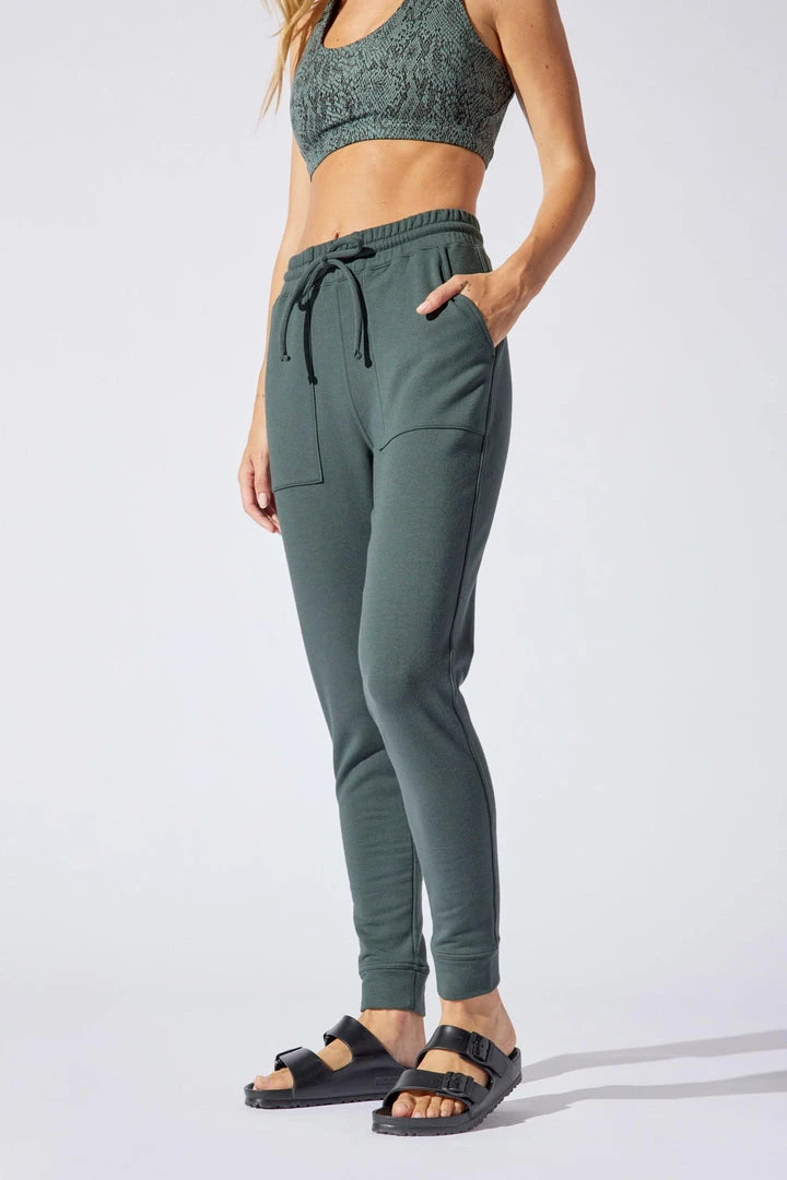 MPG Women's Wynn Pant | Bay Leaf Bottoms 8 MPG Women's Wynn Pant | Bay Leaf Bottoms