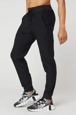 MPG Men's Gusto Jogger | Black Lounge