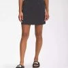 The North Face Women's NSW Skort | Asphalt Grey
