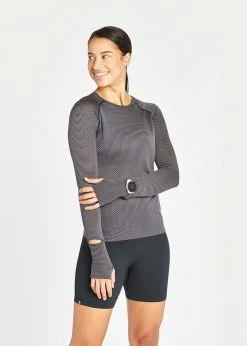 Oiselle Women's Flow Long Sleeve | Black/Obsidian