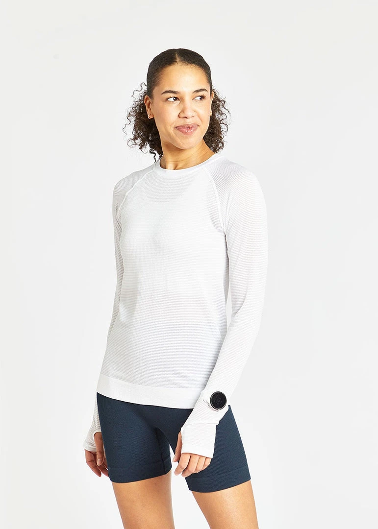 Oiselle Women's Flow Long Sleeve | White/White 4 Oiselle Women's Flow Long Sleeve | White/White