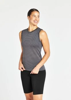 Oiselle Tops Women's Flow Tank | Black/Obsidian