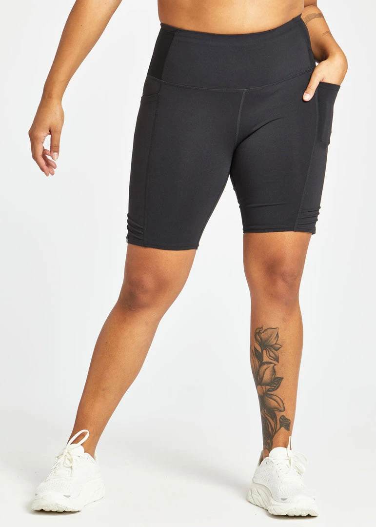 Oiselle Women's Long Pocket Jogger Shorts | Black Bottoms 4 Oiselle Women's Long Pocket Jogger Shorts | Black Bottoms
