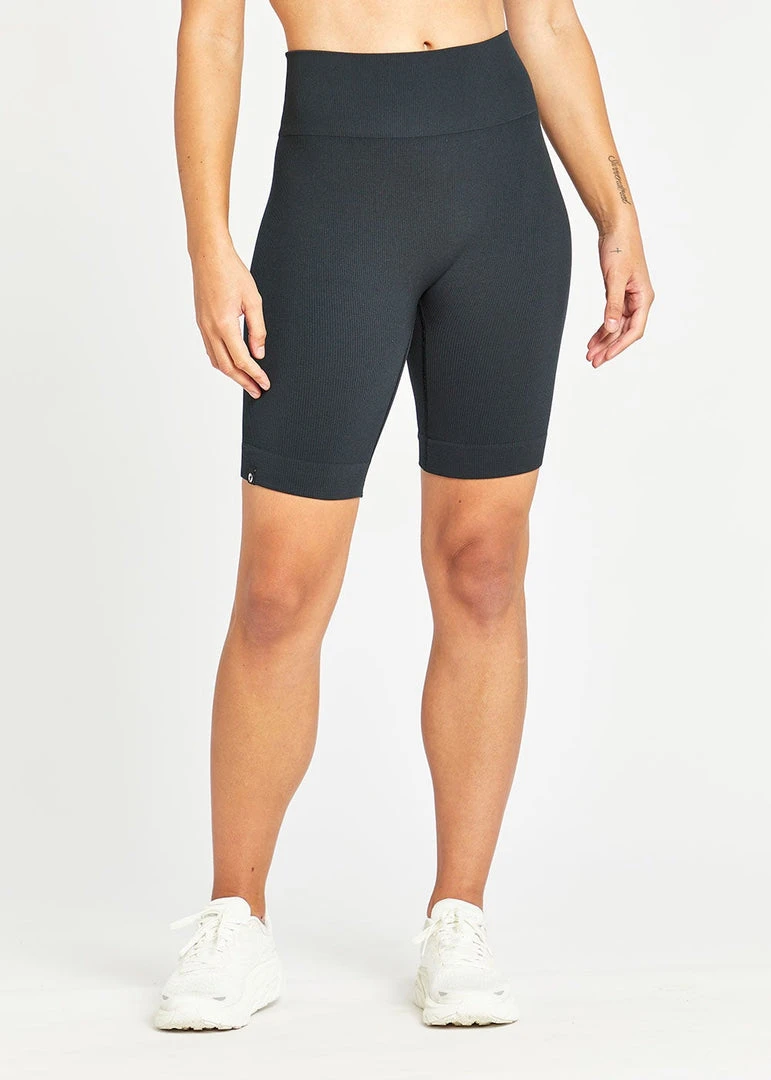 Oiselle Women's Longer Ribbed Shorts | Black 5 Oiselle Women's Longer Ribbed Shorts | Black