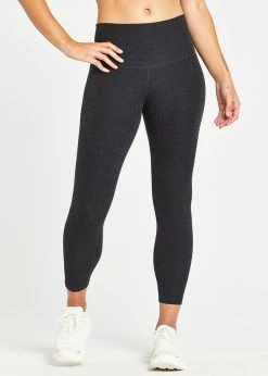 Oiselle Bottoms Women's Lux 3/4 Tights | Black/Black