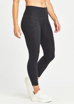 Oiselle Bottoms Women's Lux 3/4 Tights | Black/Black