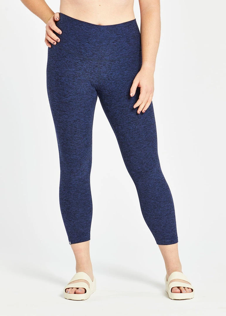 Oiselle Women's Lux 3/4 Tights | Grounded/Ink Blue Bottoms 12 Oiselle Women's Lux 3/4 Tights | Grounded/Ink Blue Bottoms