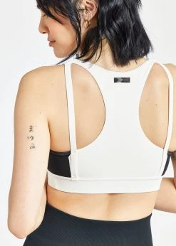 Oiselle Women's Pockito Bra | White Bras & Undies