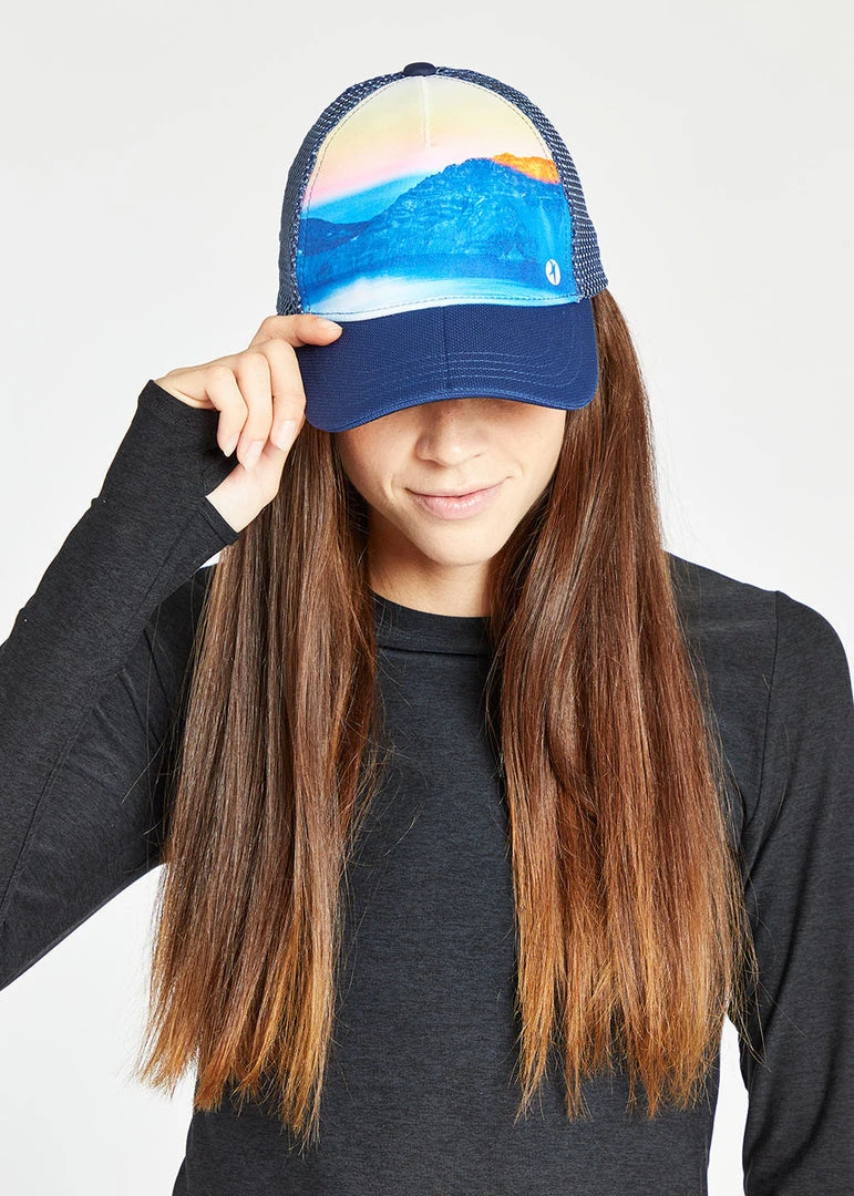 Oiselle Runner Trucker Hat | Crater Lake 4 Oiselle Runner Trucker Hat | Crater Lake