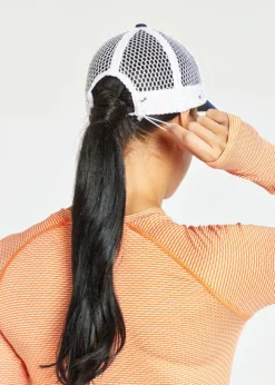 Oiselle Accessories & Sundries Runner Trucker Hat | Monument Valley