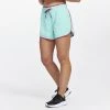 Saucony Women's Outpace 5" Short | Cool Mint Bottoms