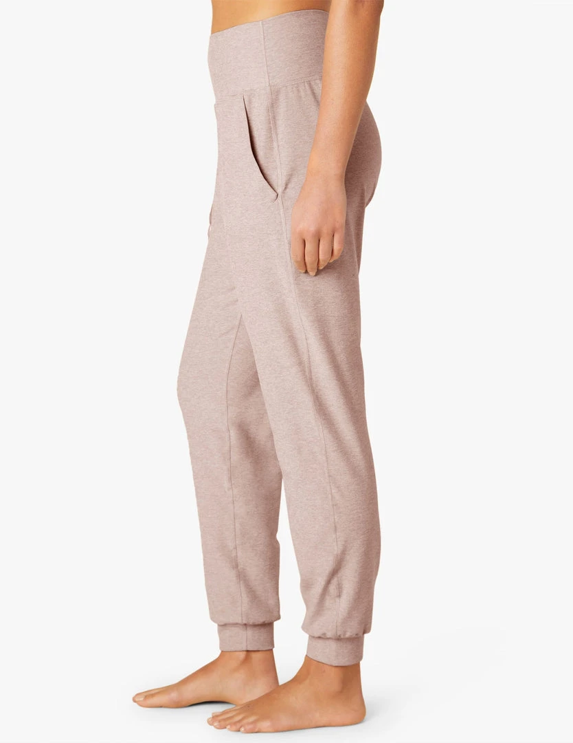Beyond Yoga Midi Jogger | Chai 5 Beyond Yoga Midi Jogger | Chai