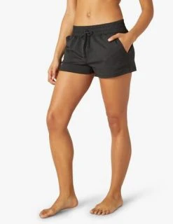 Beyond Yoga Bottoms Women's Worked Up Shorts | Darkest Night
