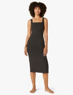 Beyond Yoga Women's Icon Midi Dress | Darkest Night