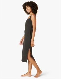 Beyond Yoga Women's Icon Midi Dress | Darkest Night