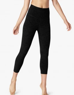 Beyond Yoga Bottoms Women's Capri | Darkest Night