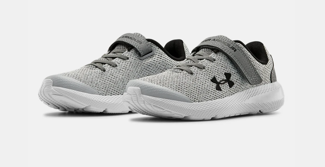 Under Armour Kids' Pursuit Twist | Pitch Gray/White 6 Under Armour Kids' Pursuit Twist | Pitch Gray/White