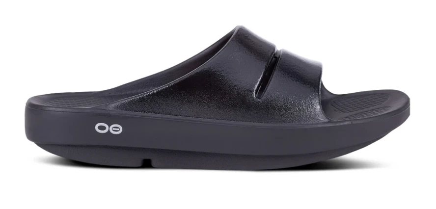 Oofos OOahh Luxe Slide | Black 4 Oofos OOahh Luxe Slide | Black