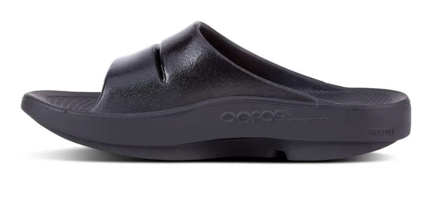 Oofos OOahh Luxe Slide | Black 5 Oofos OOahh Luxe Slide | Black