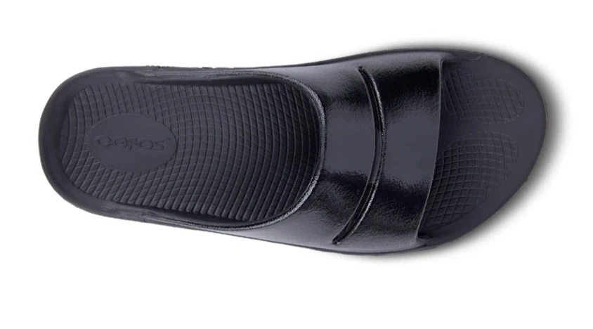 Oofos OOahh Luxe Slide | Black 8 Oofos OOahh Luxe Slide | Black
