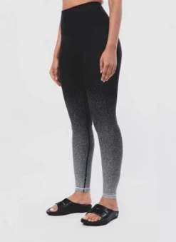 Oofos OOahh Slide | Matte Black 15 Oofos OOahh Slide | Matte Black