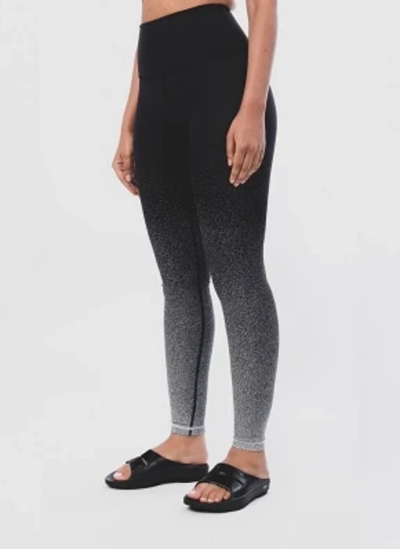 Oofos OOahh Slide | Matte Black 9 Oofos OOahh Slide | Matte Black