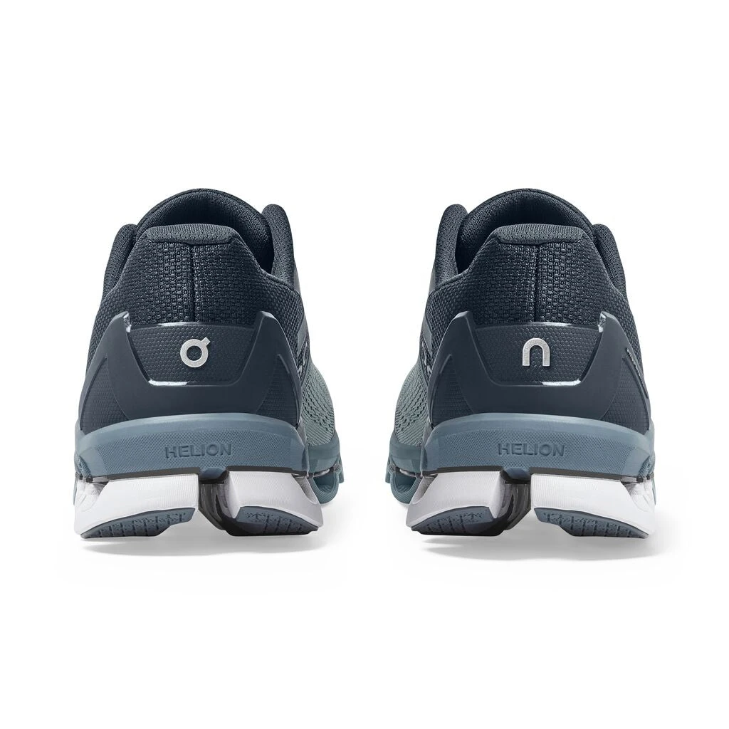 On Running Women's Cloudace | Wash/Navy 8 On Running Women's Cloudace | Wash/Navy