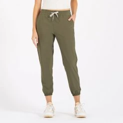 Vuori Women's Weekend Jogger | Oregano Bottoms