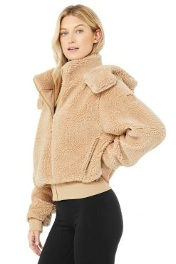 Alo Outerwear Women's Foxy Sherpa Jacket | Camel