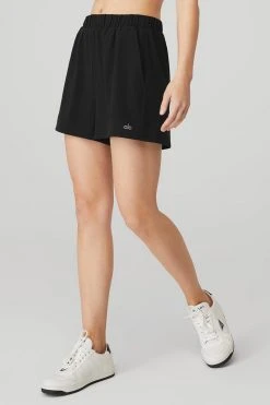 Alo Women's Ready Set Short | Black